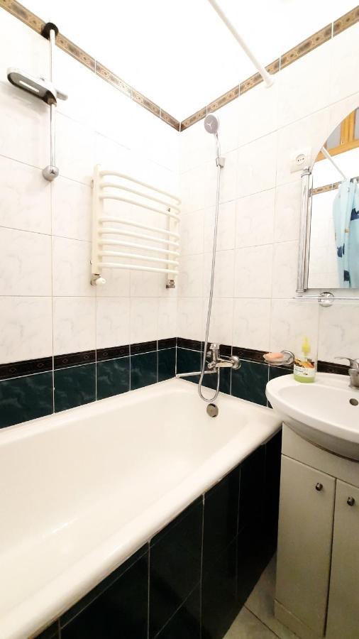 Apartments City Лвив Екстериор снимка