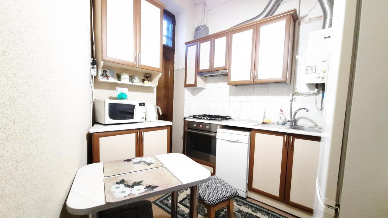 Apartments City Лвив Екстериор снимка